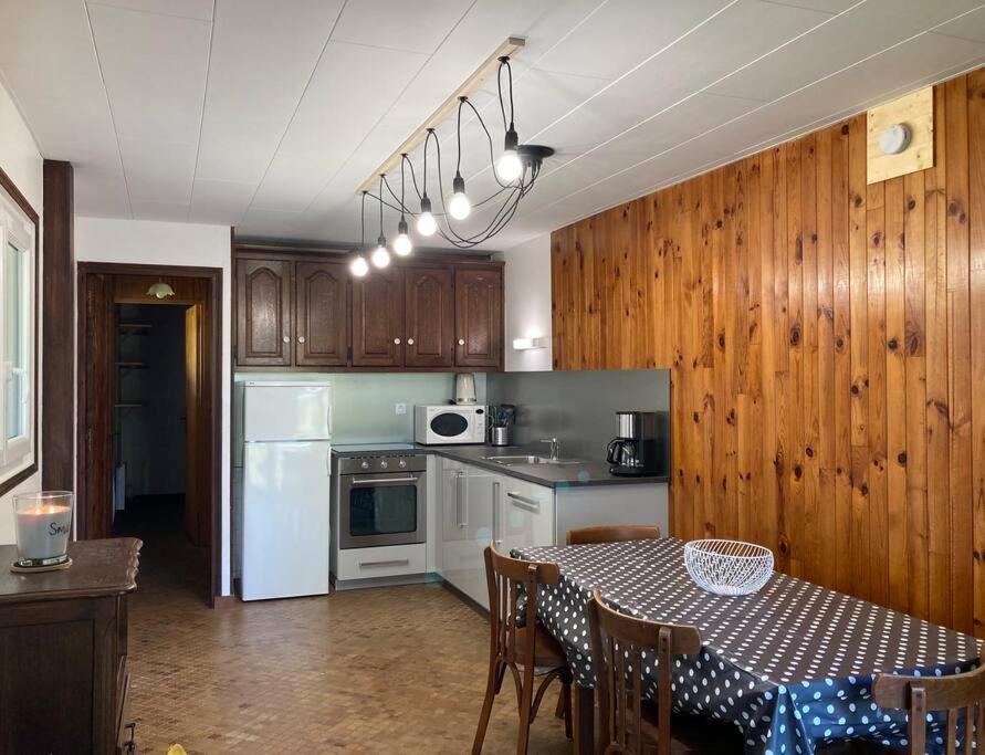 Ferienhaus Au Coeur Du Village De *